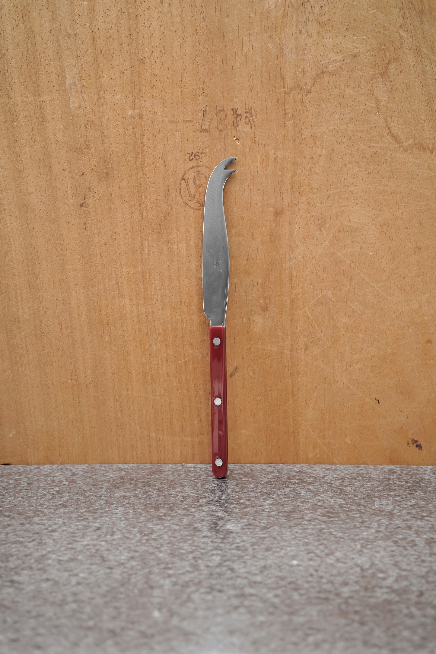 Dubbeltandad ostkniv, burgundy